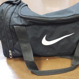 NIKE Small Black Dufflebag